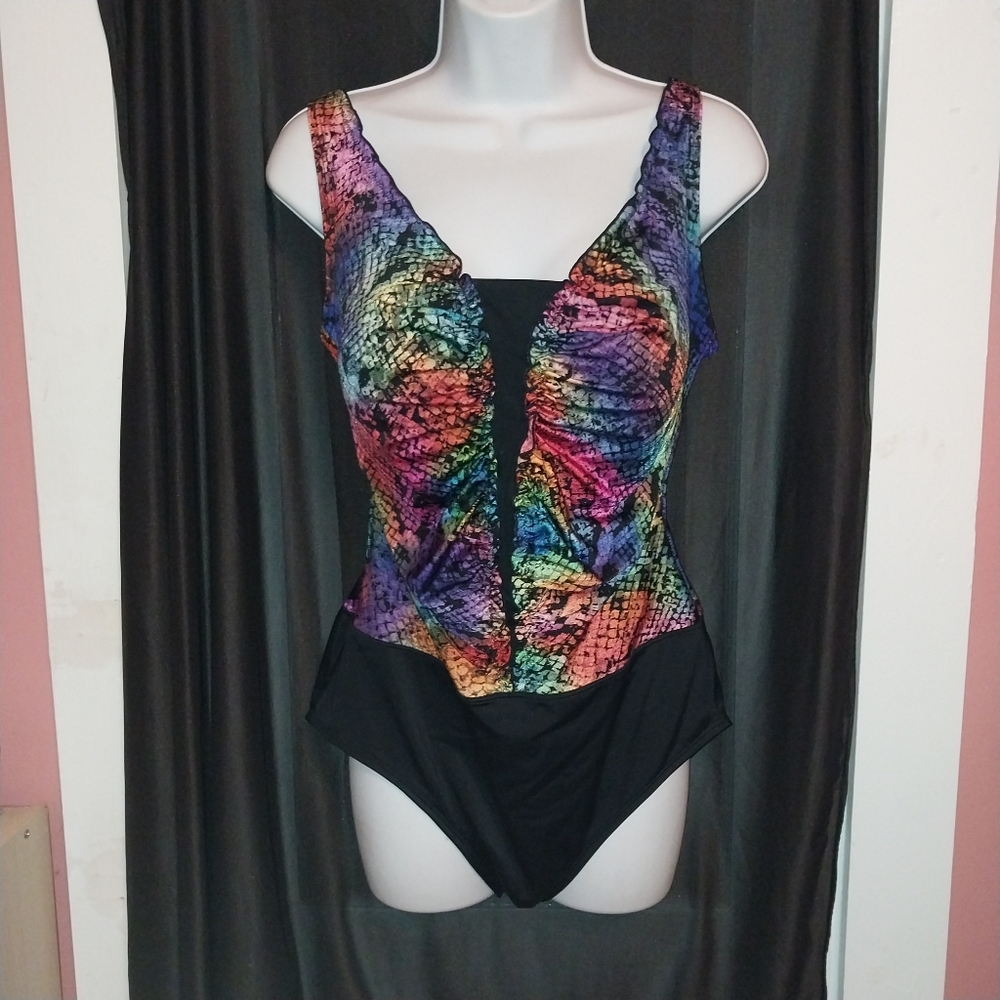 Women's Vintage Inches Away Swimsuit 16W One Piece Multicolor Snakeskin print